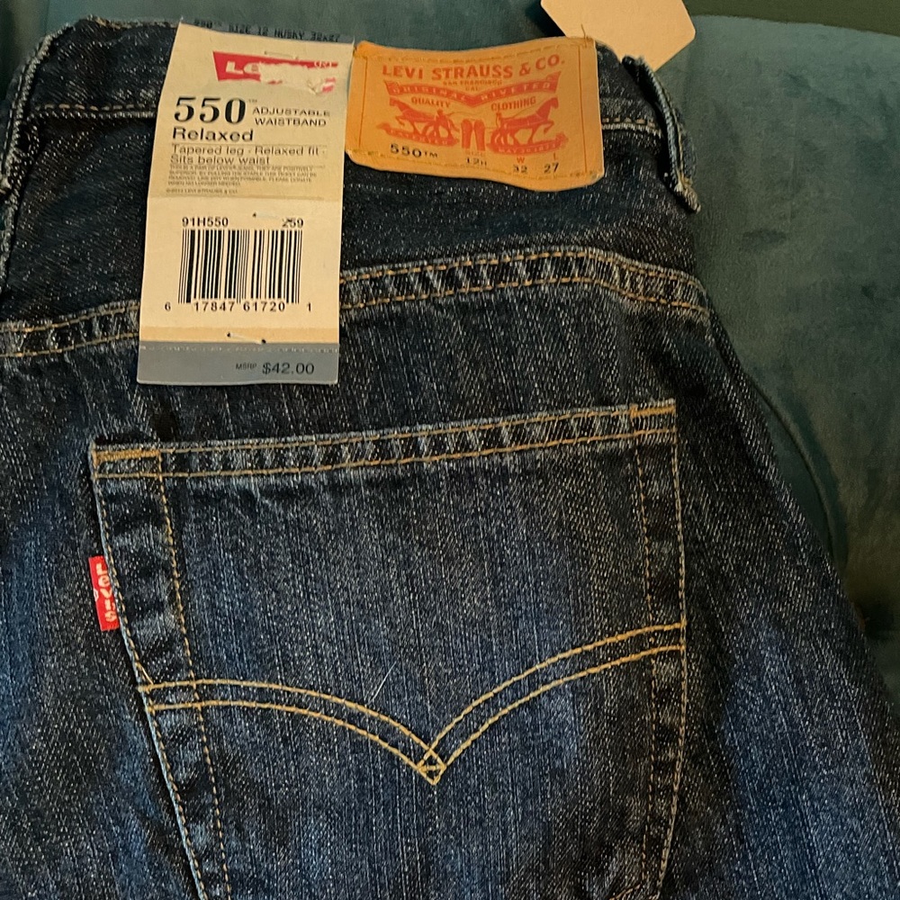 NWT boys husky Levi’s 32x27